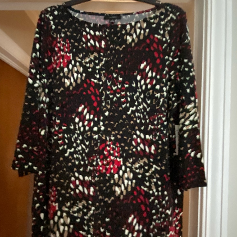 NWT. Longer shirt. Stretchy